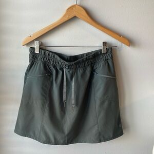 Apana Performance Green Drawstring Skort